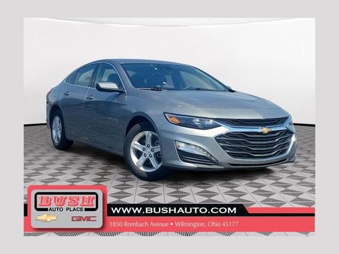 Used 2024 Chevrolet Malibu LT FWD image 1