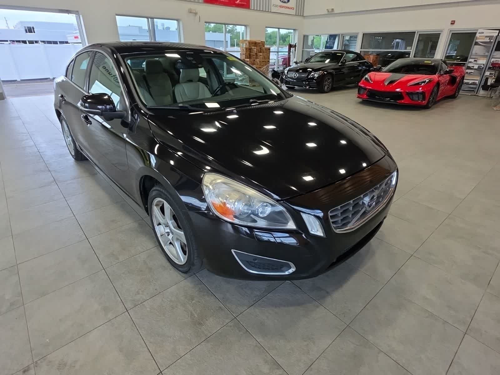 Used 2013 Volvo S60 T5 FWD image 4