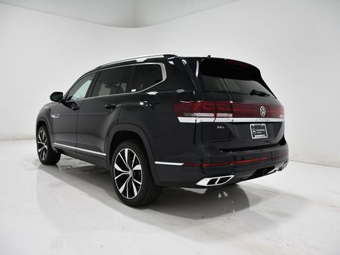 Used 2024 Volkswagen Atlas SEL Premium R-Line AWD/4WD image 3