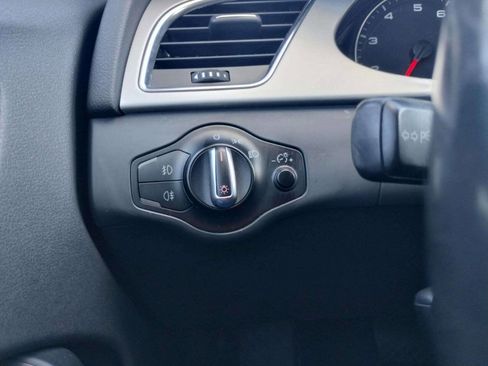 Used 2010 Audi A4 2.0T Premium image 28