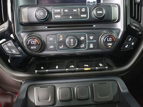 Used 2018 Chevrolet Silverado 1500 LTZ Z71 w/ LTZ Plus Package image 30