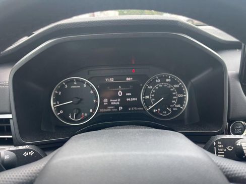 Used 2025 Mitsubishi Outlander SE FWD image 12