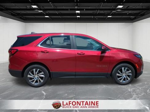 Certified 2024 Chevrolet Equinox LT AWD/4WD image 9