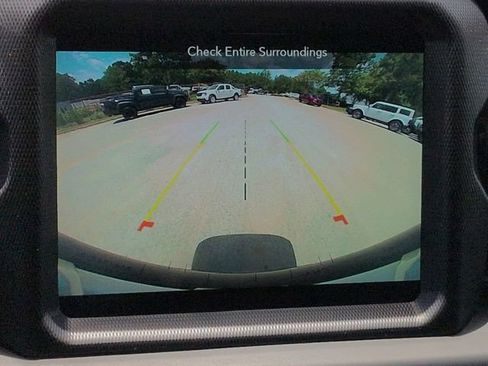 Used 2020 Jeep Wrangler Unlimited Sahara AWD/4WD image 26