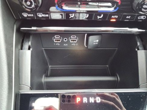 New 2025 Jeep Grand Cherokee L Limited image 10