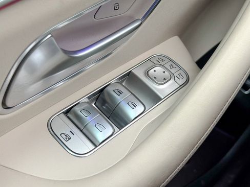 Used 2023 Mercedes-Benz GLS 63 AMG 4MATIC image 33