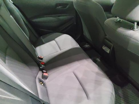 Used 2023 Toyota Corolla LE image 19