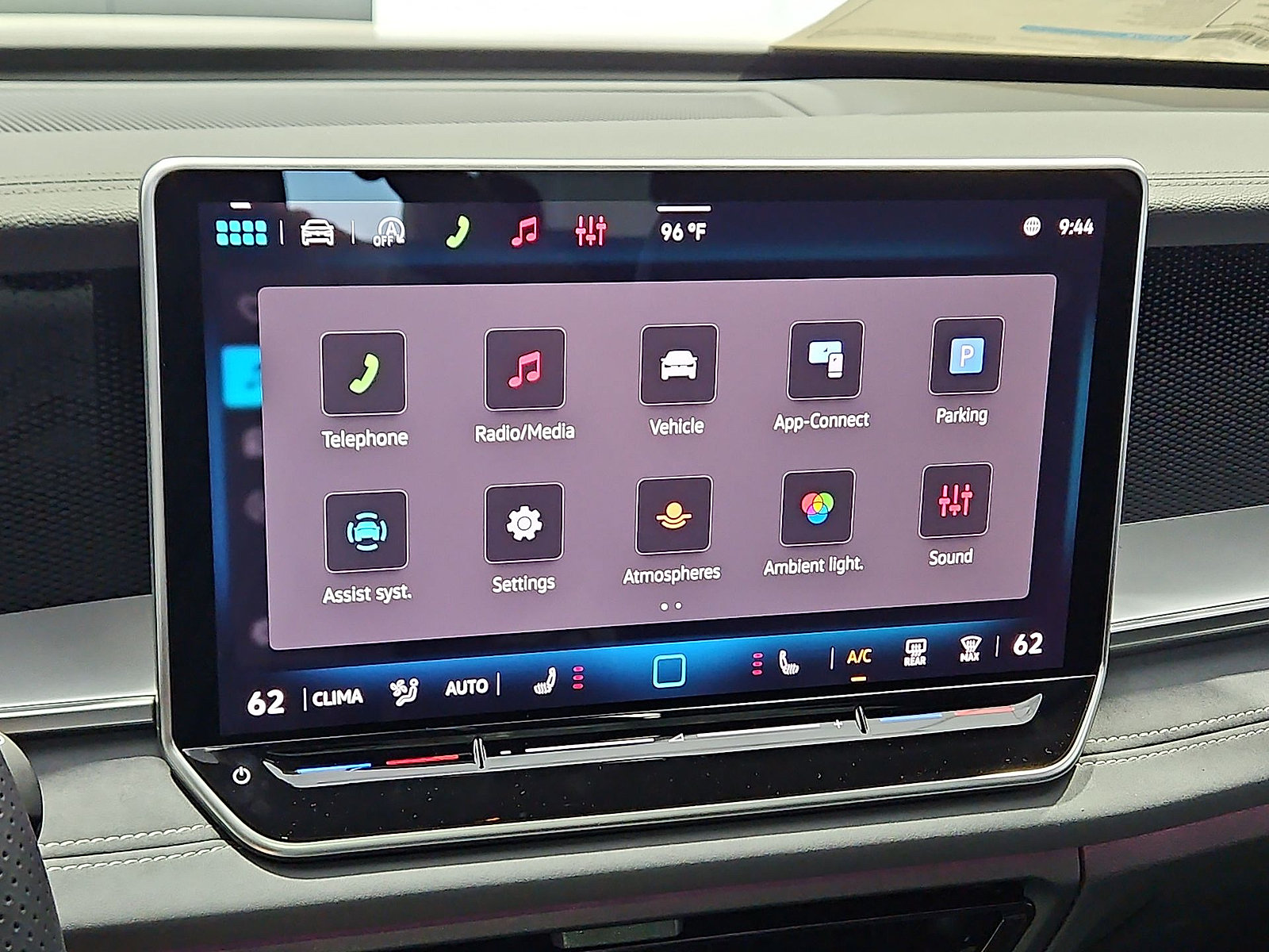 New 2026 Volkswagen Tiguan SE R-Line FWD image 20
