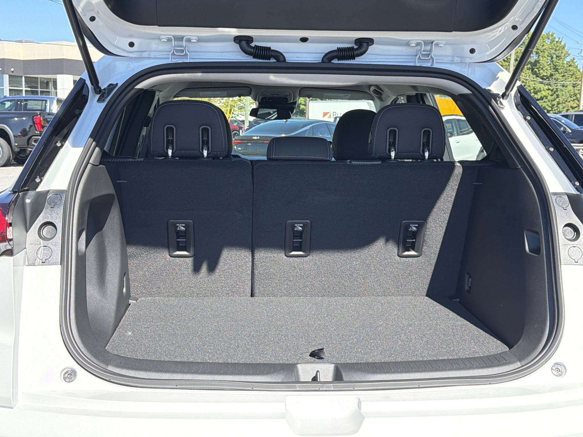 New 2027 Chevrolet Bolt LT FWD image 24