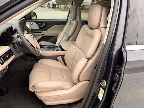 Used 2024 Lincoln Aviator Reserve w/ Equipment Group 201A image 26