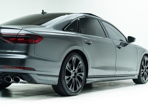 Used 2025 Audi S8 AWD/4WD image 13