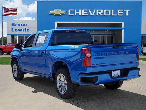 New 2026 Chevrolet Silverado 1500 Custom image 3