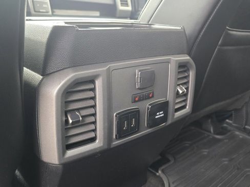 Used 2020 Ford F150 Raptor w/ Equipment Group 802A Luxury image 17