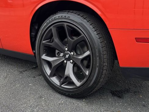 Used 2018 Dodge Challenger SXT Plus image 19