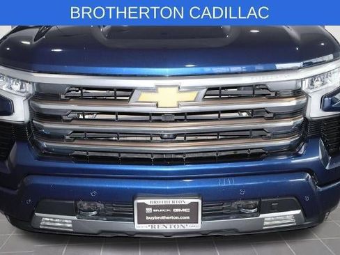 Certified 2022 Chevrolet Silverado 1500 High Country w/ Technology Package AWD/4WD image 12