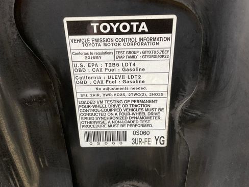 Used 2016 Toyota Sequoia SR5 w/ Premium Package AWD/4WD image 24