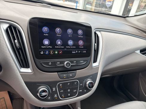 Used 2024 Chevrolet Malibu LT image 24