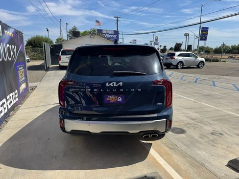 Used 2023 Kia Telluride S w/ S Sunroof Package AWD/4WD image 4