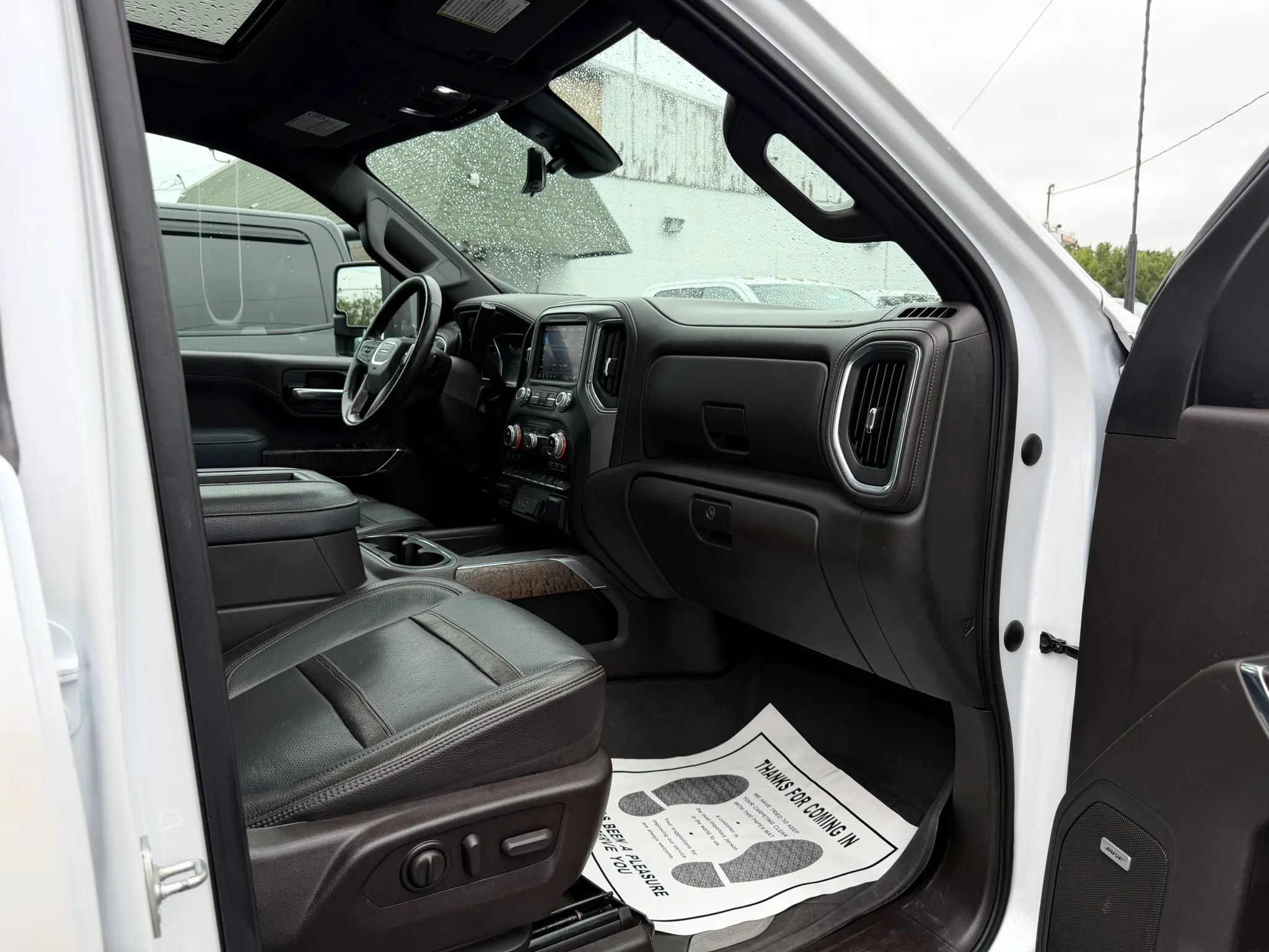 Used 2021 GMC Sierra 3500 Denali w/ Denali Ultimate Package AWD/4WD image 37