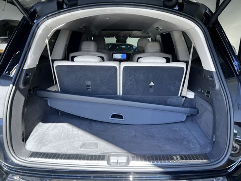 Used 2020 Mercedes-Benz GLS 450 4MATIC image 30