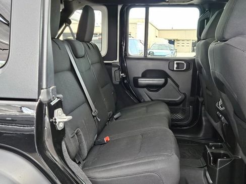 Used 2021 Jeep Wrangler Unlimited Sport AWD/4WD image 18