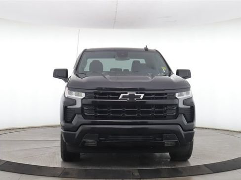 Used 2024 Chevrolet Silverado 1500 RST w/ Z71 Off-Road Package AWD/4WD image 12