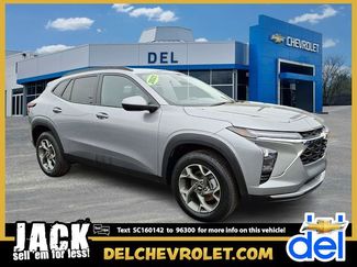 Used 2025 Chevrolet Trax LT FWD video 1