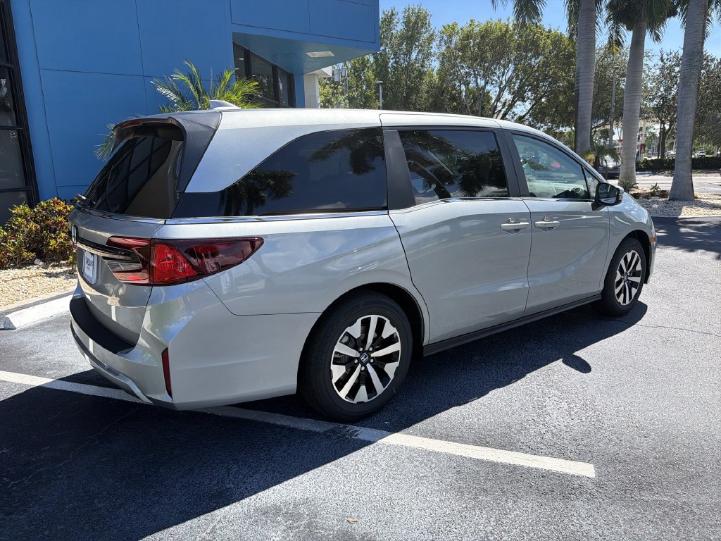 New 2027 Honda Odyssey EX-L image 8