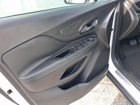 Used 2018 Buick Encore Essence FWD image 25
