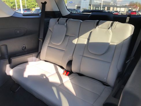 New 2026 Ford Explorer Active w/ Active Comfort Package image 10