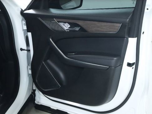 Used 2021 Jaguar F-PACE S image 25