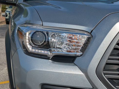 Used 2023 Toyota Tacoma TRD Off-Road RWD image 10