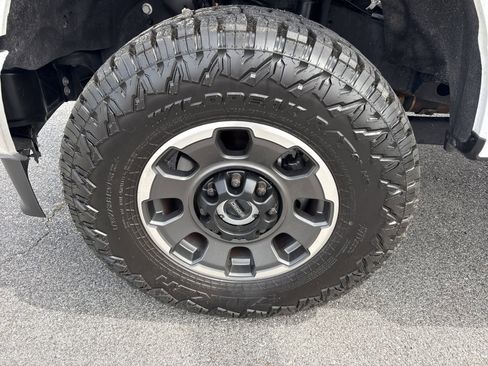 Used 2024 Ford F250 XL w/ FX4 Off-Road Package AWD/4WD image 34