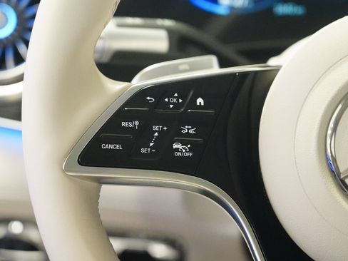 Certified 2023 Mercedes-Benz EQS 580 4MATIC Sedan image 16