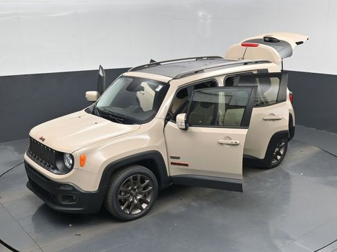Used 2016 Jeep Renegade 75th Anniversary image 51