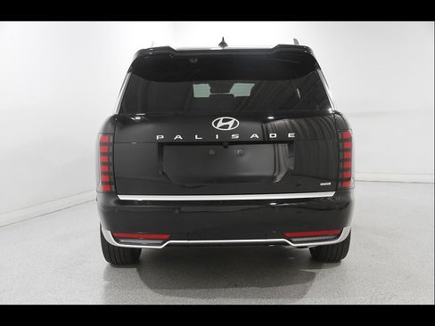 Certified 2026 Hyundai Palisade Calligraphy AWD/4WD image 22