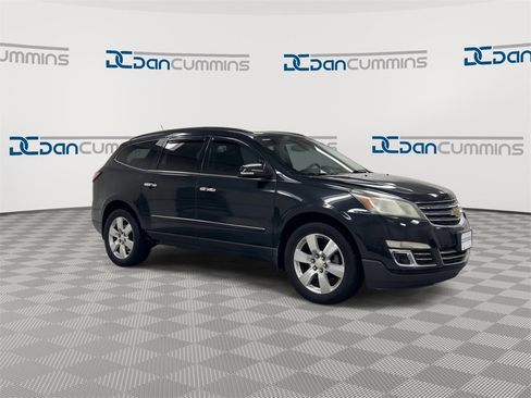 Used 2013 Chevrolet Traverse LTZ image 2