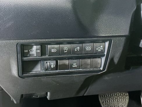 Used 2023 Toyota Tundra SR5 image 17