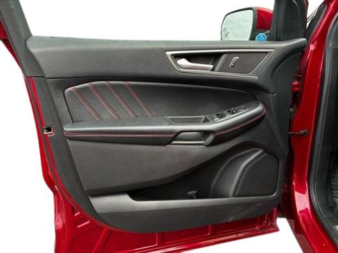 Used 2022 Ford Edge ST-Line AWD/4WD image 14