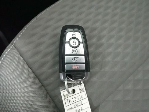 Used 2022 Ford Escape SE w/ Convenience Package image 21