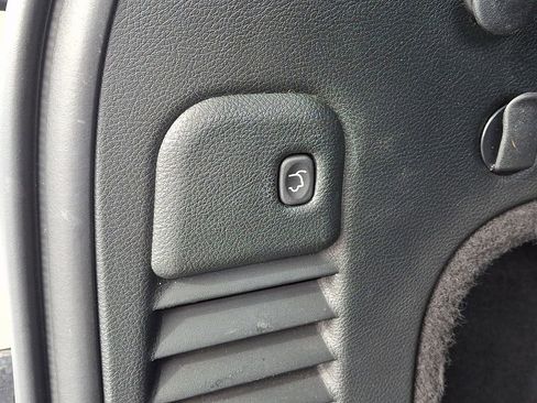 Used 2018 Jeep Grand Cherokee Limited w/ Mopar Chrome Edition Group image 32