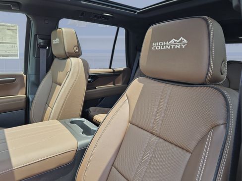 New 2026 Chevrolet Tahoe High Country AWD/4WD image 12