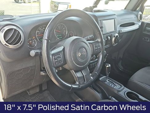 Used 2015 Jeep Wrangler Unlimited Sahara w/ Connectivity Group image 17