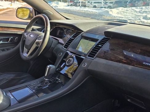 Used 2017 Ford Taurus Limited w/ Driver Assist Package image 17
