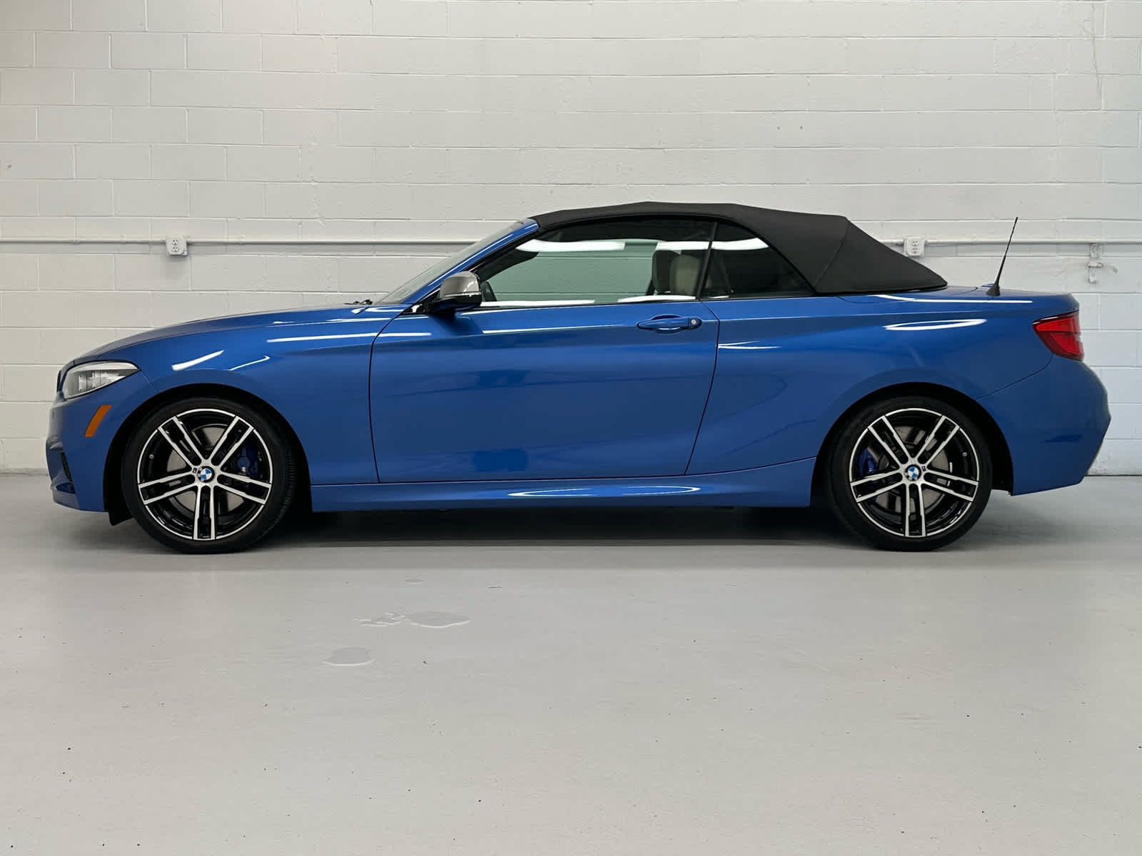 Used 2019 BMW M240i xDrive Convertible w/ Premium Package AWD/4WD image 10