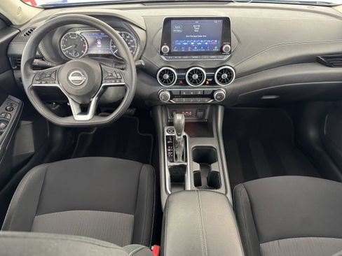 Used 2025 Nissan Sentra SV FWD image 22