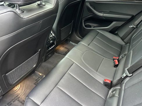 Used 2023 BMW X4 xDrive30i AWD/4WD image 13