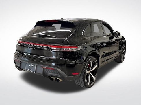 Used 2023 Porsche Macan S AWD/4WD image 5