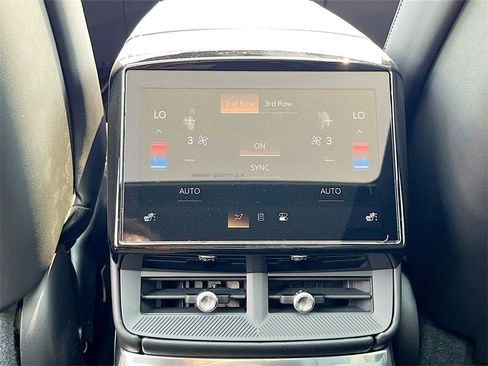 New 2026 Cadillac Vistiq Luxury image 26