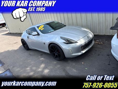 Used 2014 Nissan 370Z Coupe w/ Sport Package RWD image 1